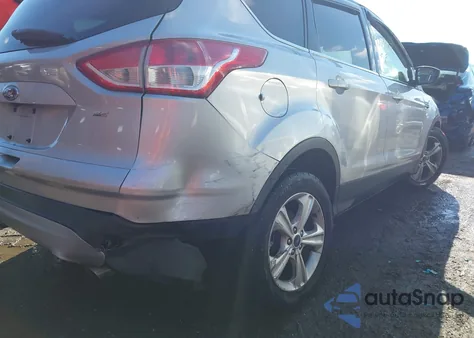 2015 Ford Escape Se z USA, uszkodzony, nr VIN 1FMCU0G7XFUB16811